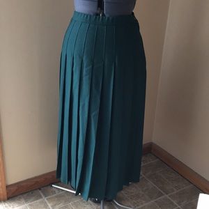 Pendleton 100% Virgin Wool Pleated Skirt